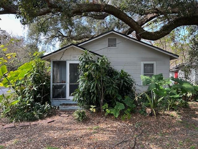 1330 Cloverlawn Ave., Orlando, FL 32806