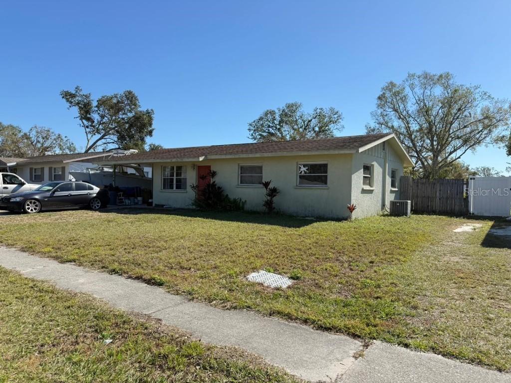 5124 Brookmeade Dr., Sarasota, FL 34232