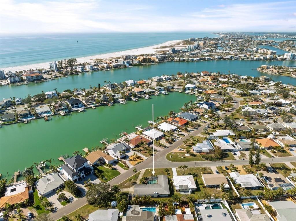 10111 Yacht Club Dr., Treasure Island, FL 33706
