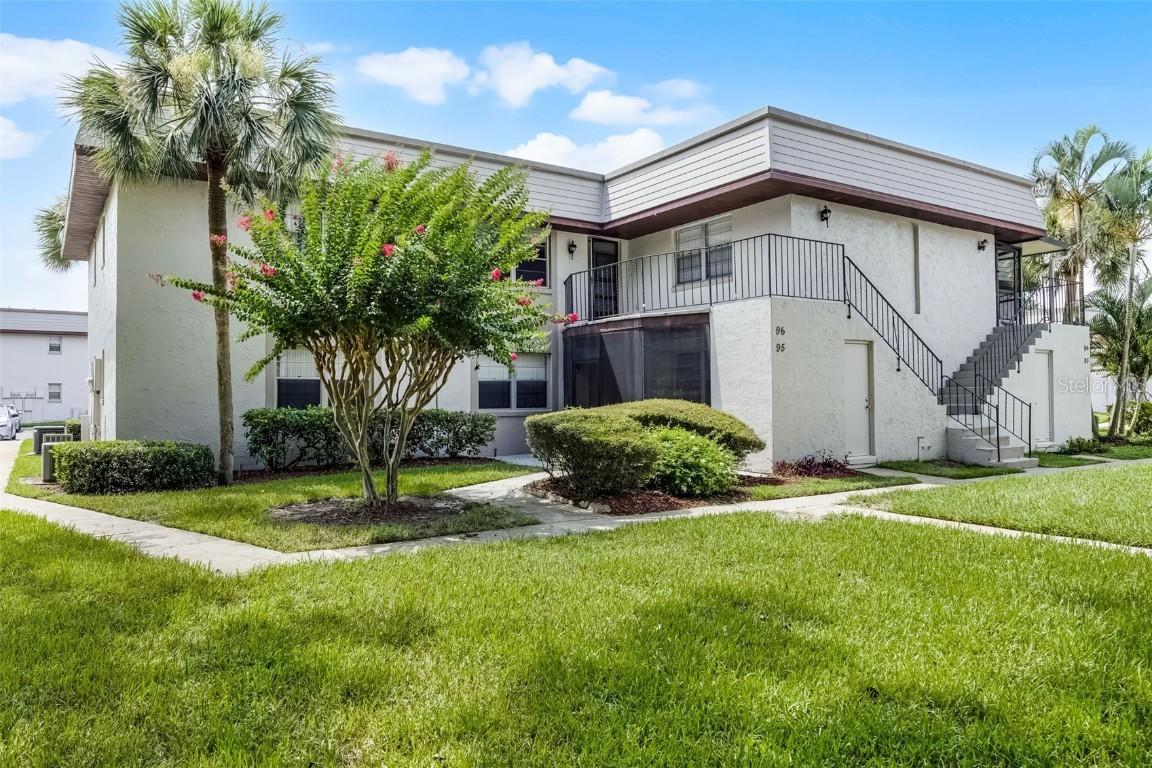 96 Windtree Ln. #203, Winter Garden, FL 34787