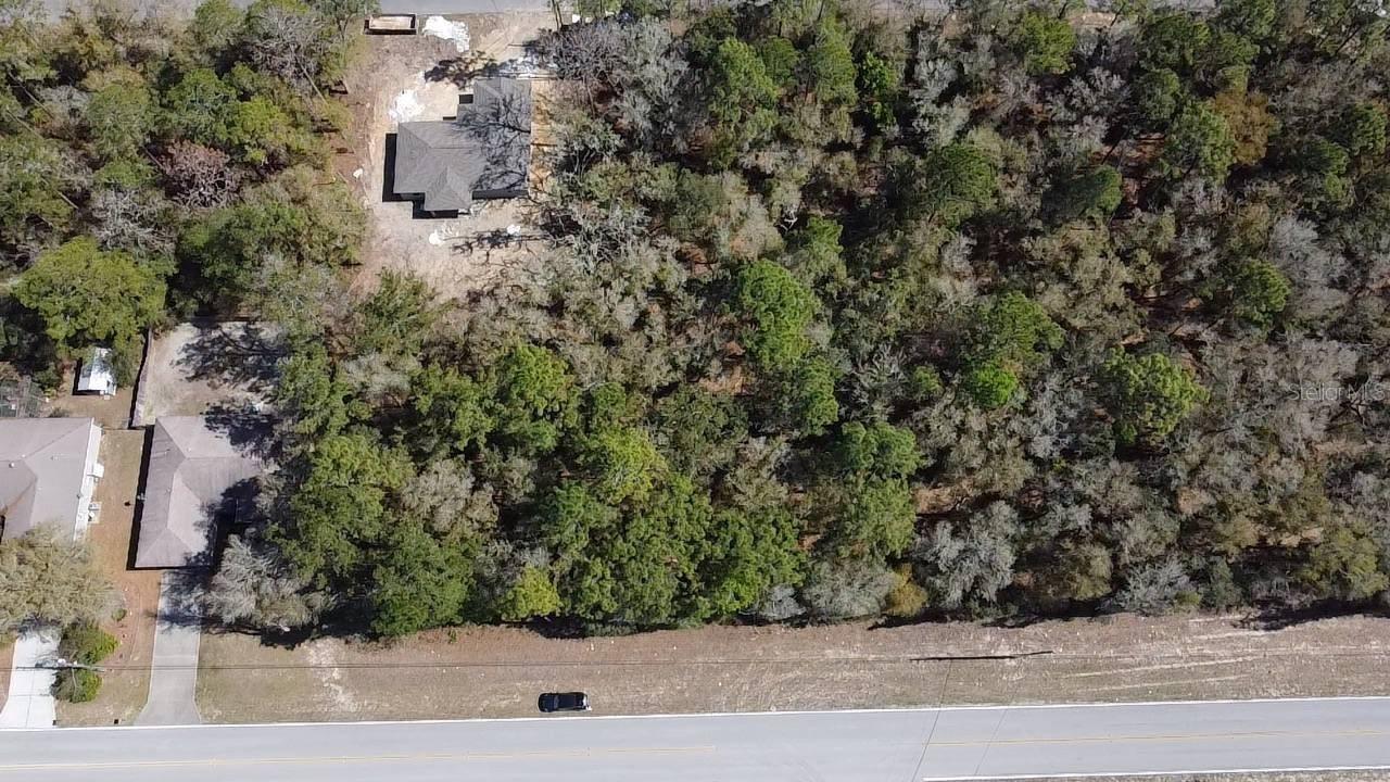 9381 N Country Club Way, Citrus Springs, FL 34434