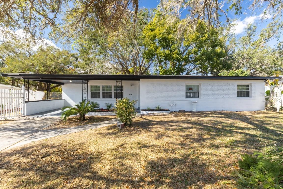 403 Louis St., Leesburg, FL 34748