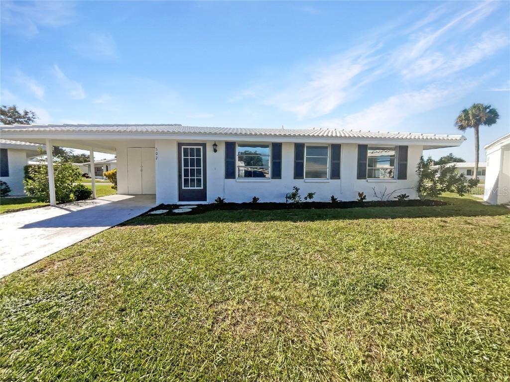 507 Circlewood Dr. #O2, Venice, FL 34293