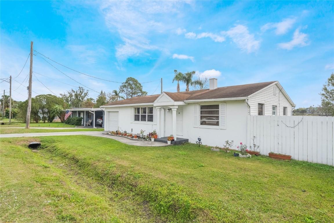 5380 Barton Dr., Orlando, FL 32807