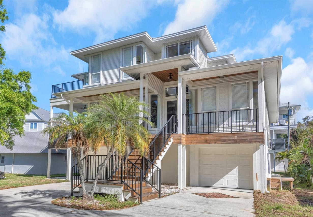 606 Indiana Ave., Crystal Beach, FL 34681