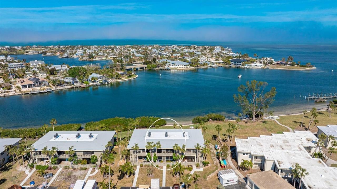 6200 Flotilla Dr. #305, Holmes Beach, FL 34217