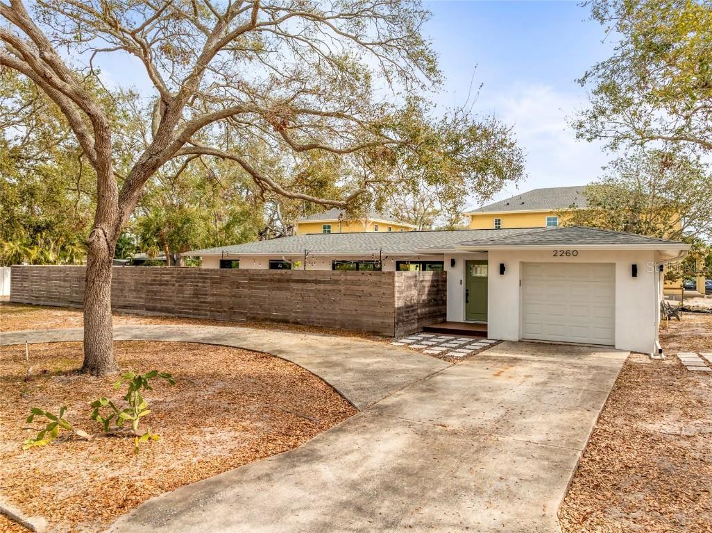 2260 Bay St., St Petersburg, FL 33705