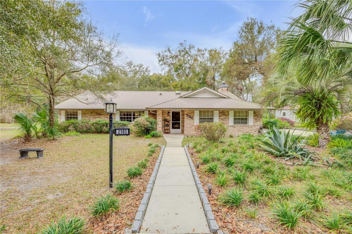 2180 Lauren Ln., Deland, FL 32720