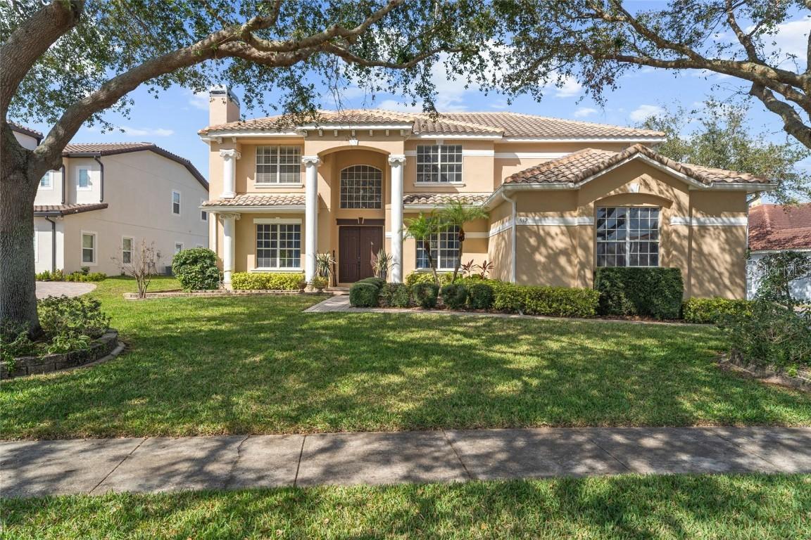 619 Largovista Dr., Oakland, FL 34787