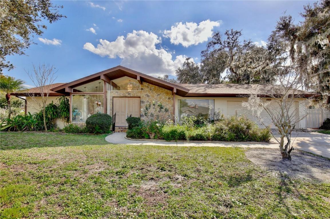 2450 Nela Ave., Belle Isle, FL 32809