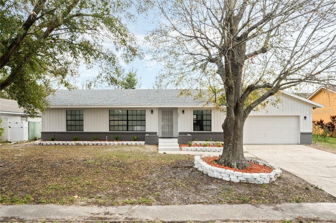 8874 Hillsdale Dr., Orlando, FL 32818