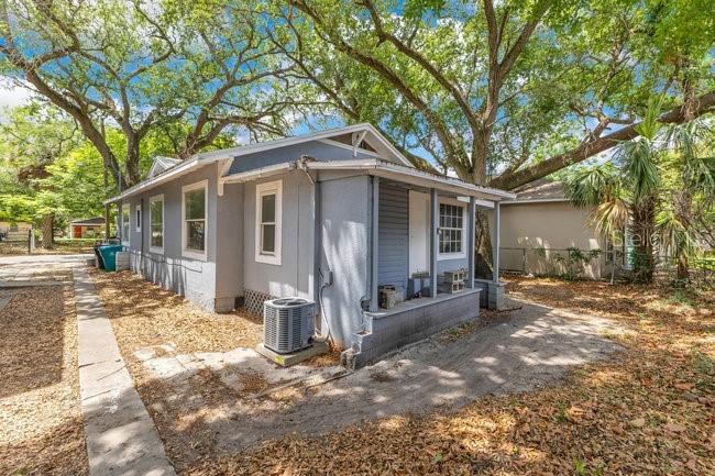 1029 Colyer St., Orlando, FL 32805
