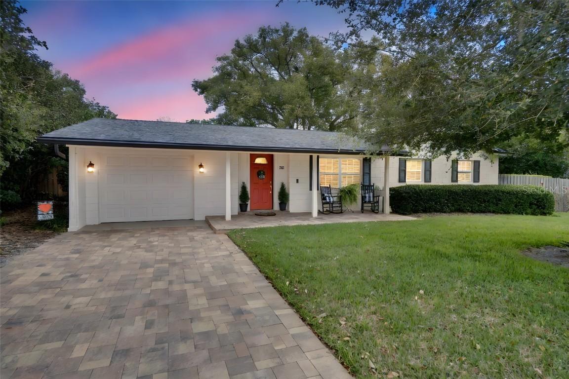 301 Forest Ave., Altamonte Springs, FL 32701