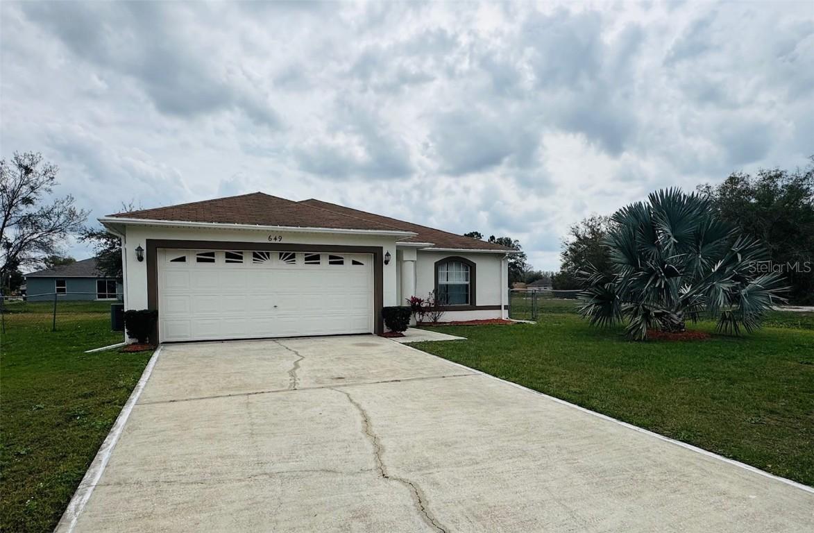 649 Gazelle Dr., Kissimmee, FL 34759