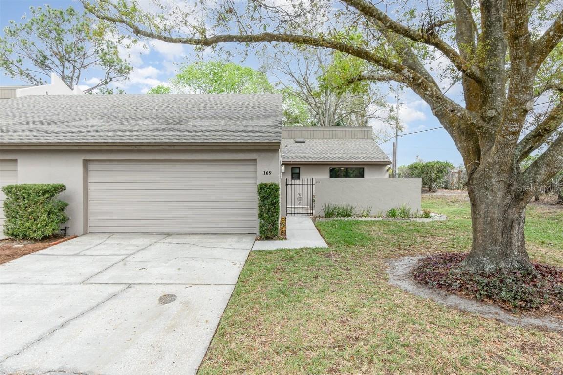 169 Fallwood St., Fern Park, FL 32730