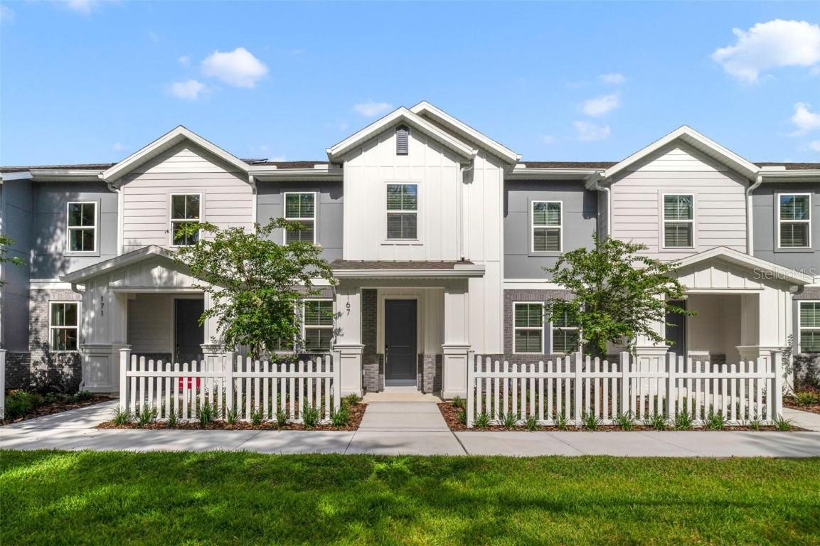 167 Aulin Ave., Oviedo, FL 32765