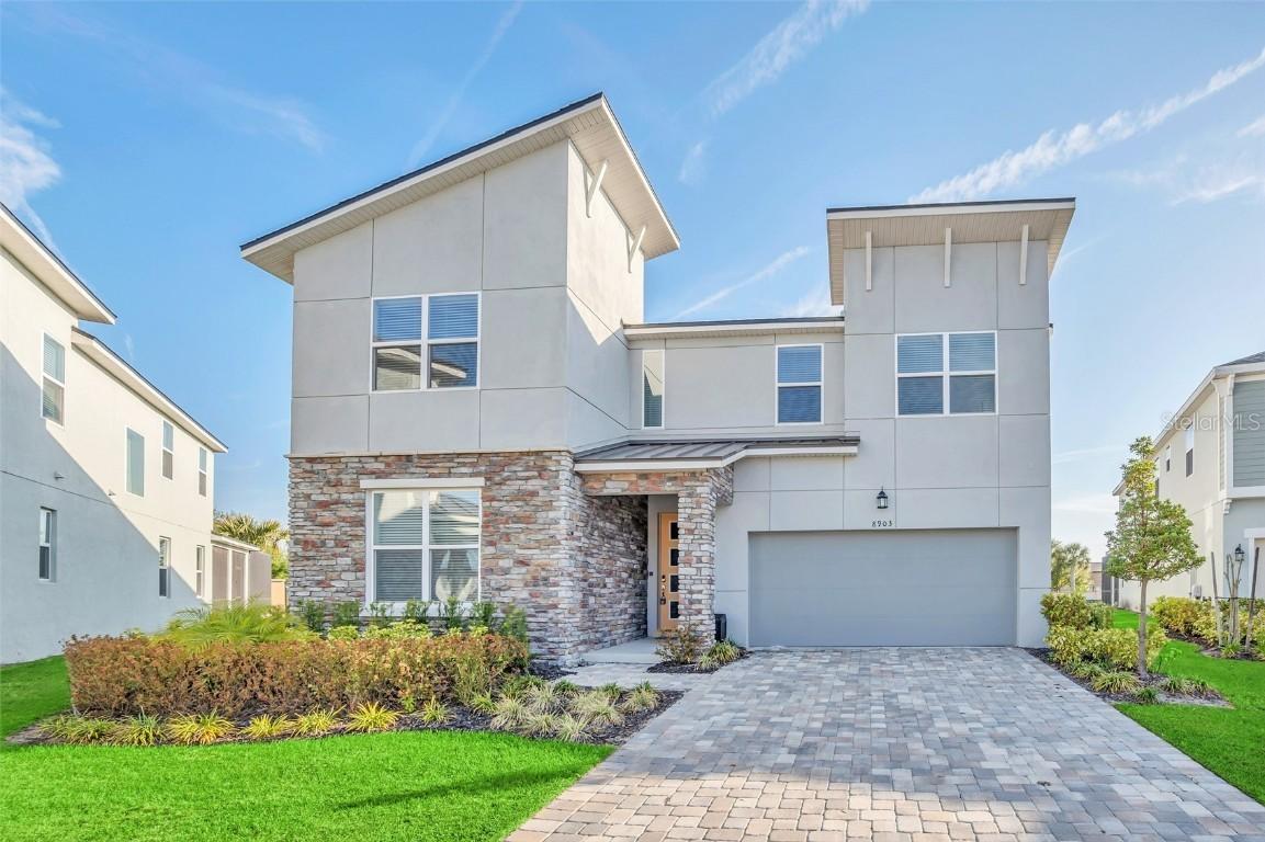8903 Caroline Bay Ct., Kissimmee, FL 34747