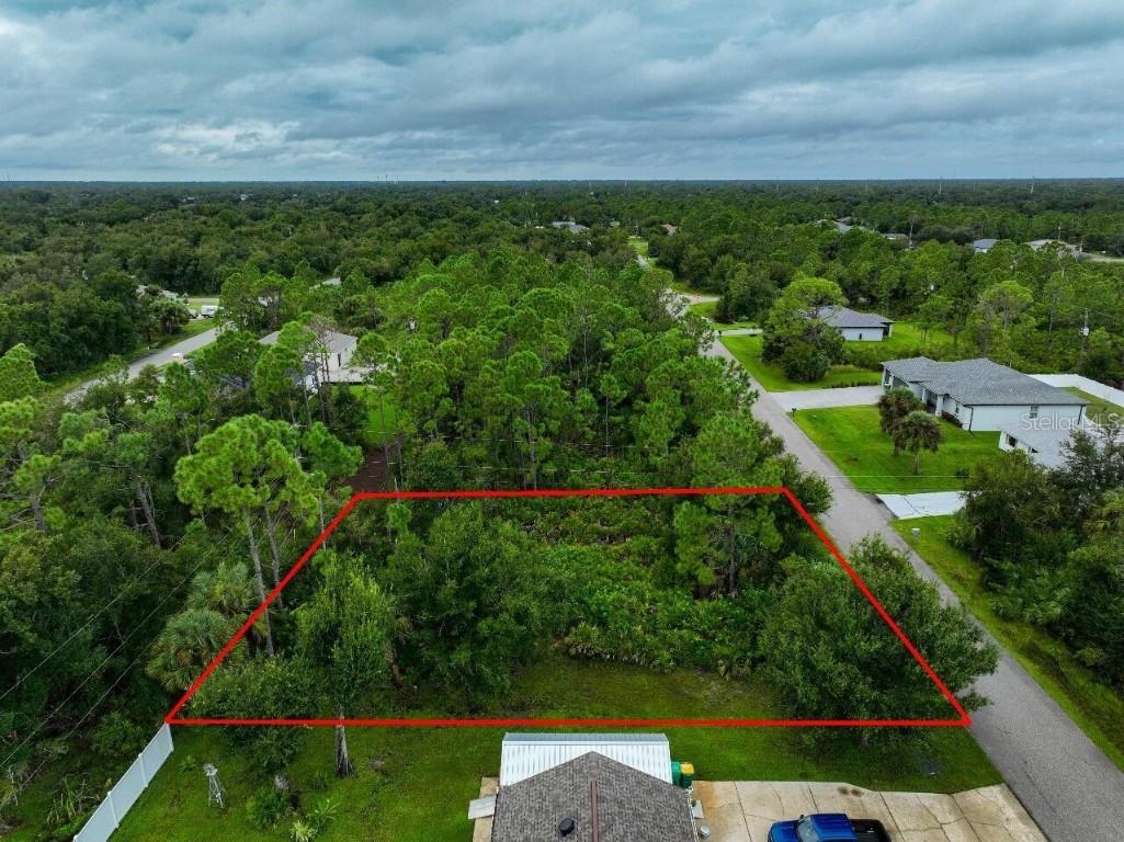 22171 Deborah Ave., Port Charlotte, FL 33954