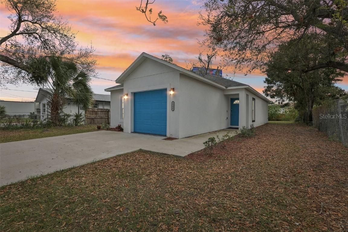 2206 W Pine St., Orlando, FL 32805