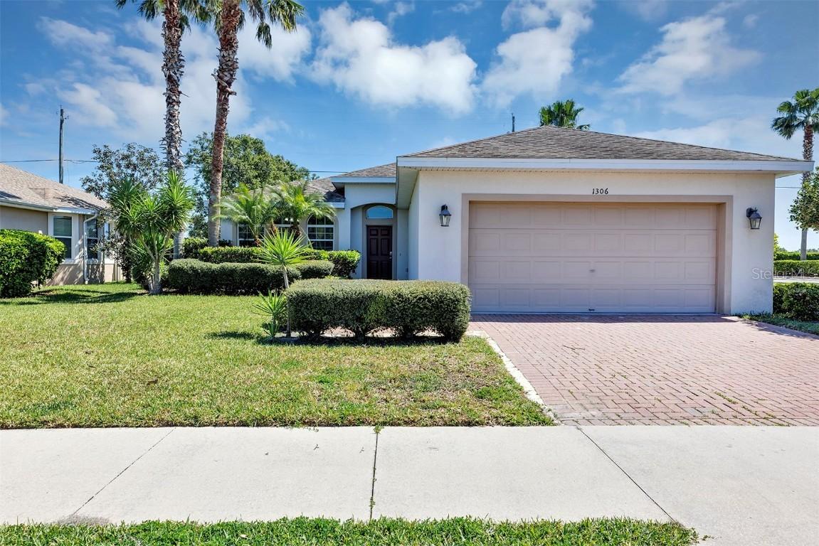 1306 Windward Oaks Loop, Auburndale, FL 33823
