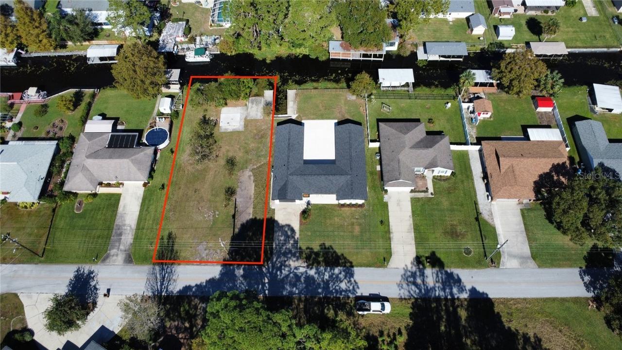 Pine Island Dr., Leesburg, FL 34788