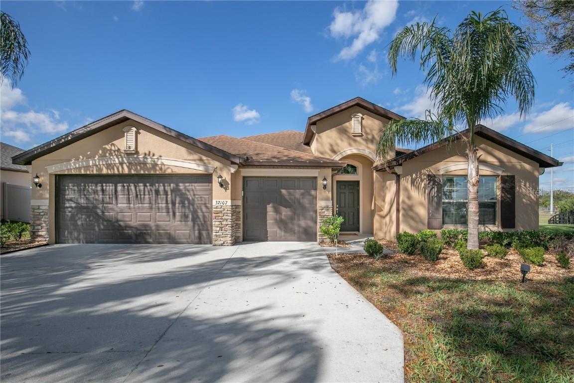 32107 Spring Meadow Ct. Ct., Sorrento, FL 32776