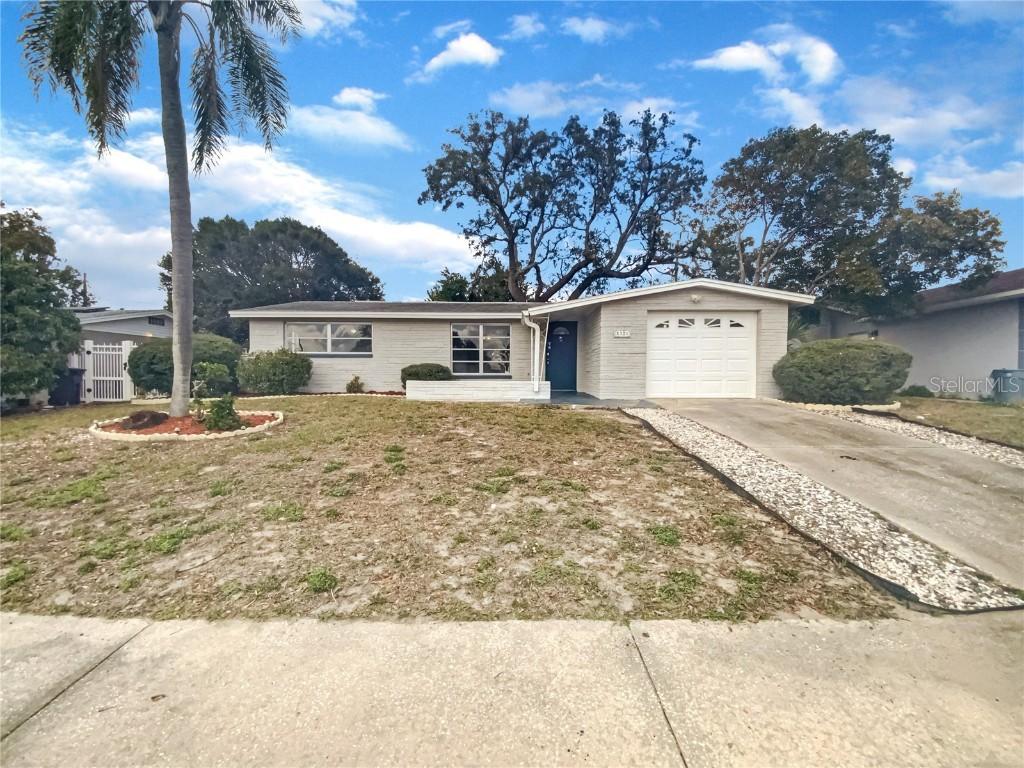 5321 Baroque Dr., Holiday, FL 34690