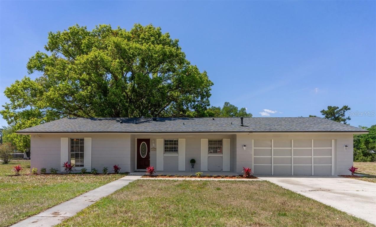 2402 Greenwood St., Deltona, FL 32738
