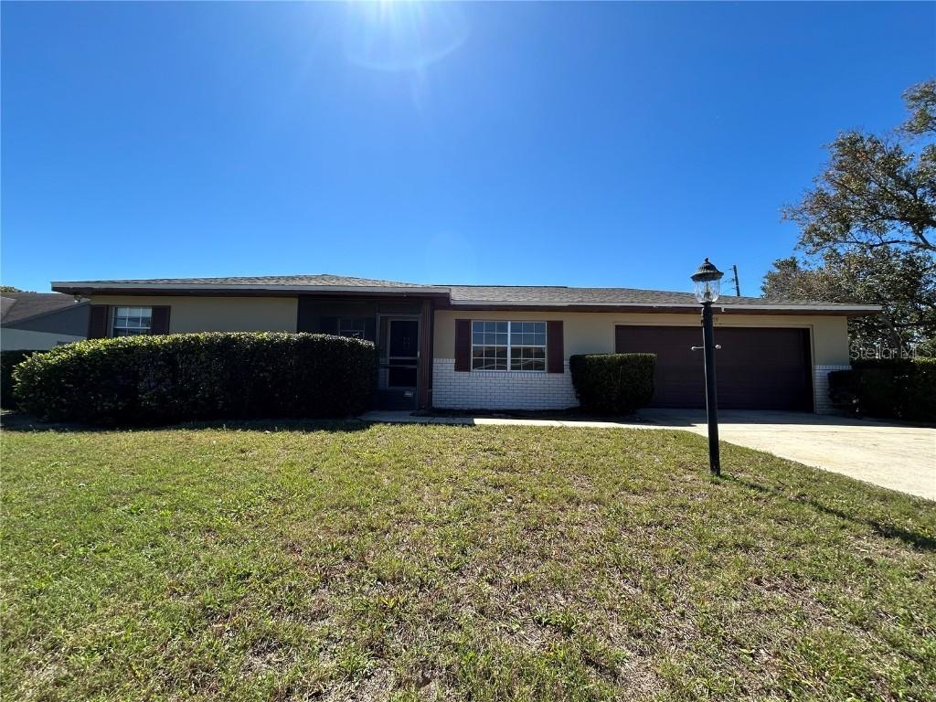 759 Swallow St., Deltona, FL 32725