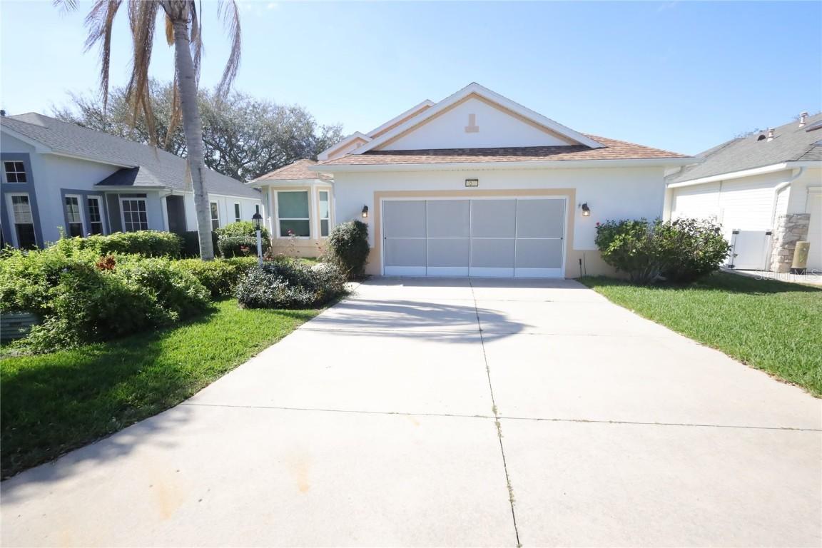 6065 Dory Way, Tavares, FL 32778