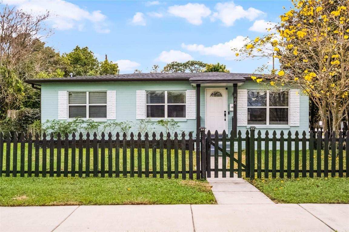 864 Naples Dr., Orlando, FL 32804