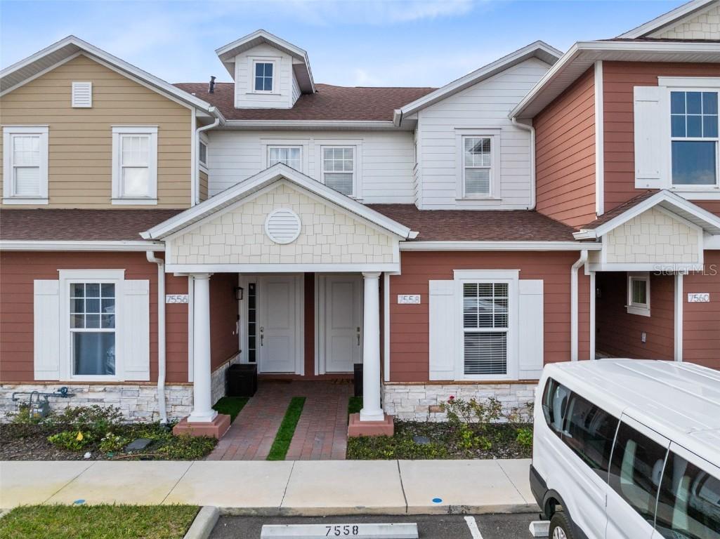 7558 Sunflower Cir., Kissimmee, FL 34747