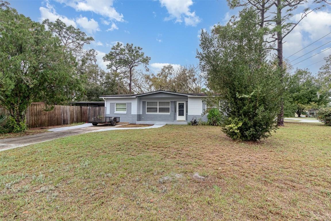 200 Avenue C, Chuluota, FL 32766