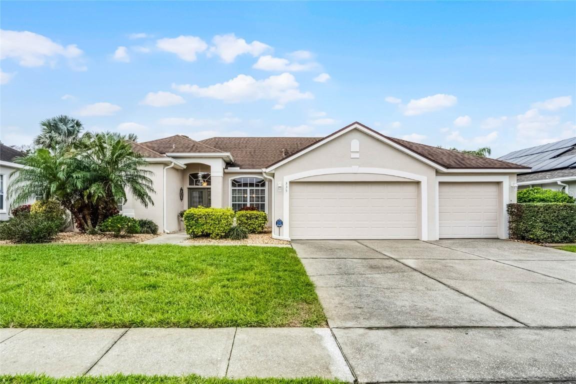 335 Prestwick Dr., Davenport, FL 33897