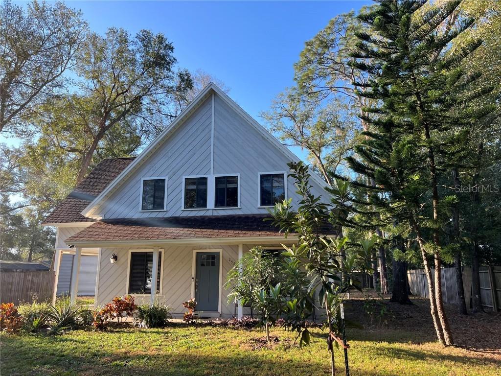 25704 Aberdovey Ave., Sorrento, FL 32776