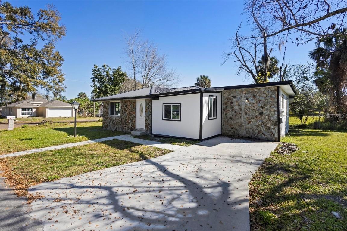 1203 S Pomegranite Ave., Sanford, FL 32771