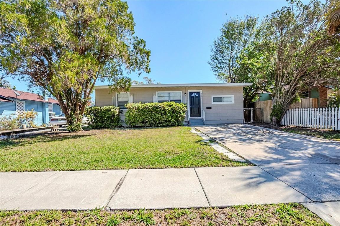 1542 39 St., St Petersburg, FL 33711