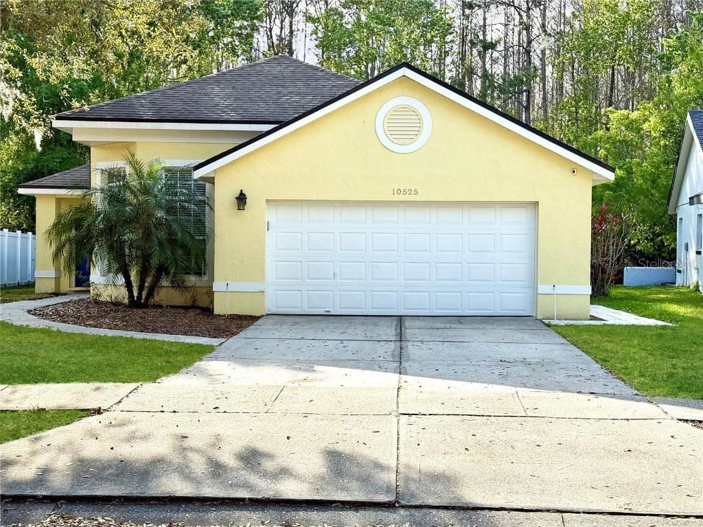 10525 Satinwood Cir., Orlando, FL 32825
