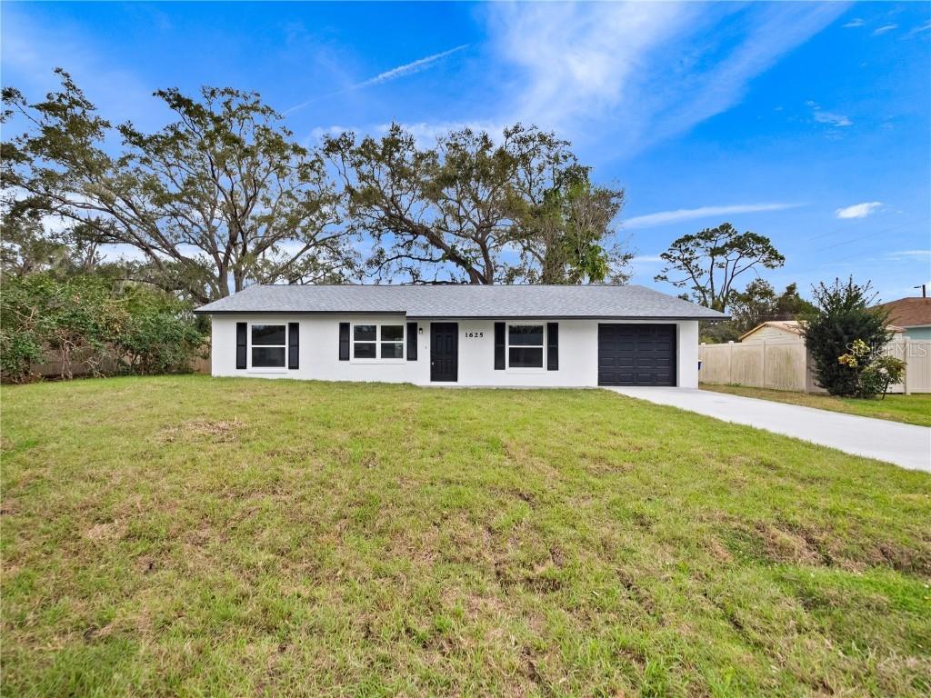 1625 Victory Palm Dr., Edgewater, FL 32132