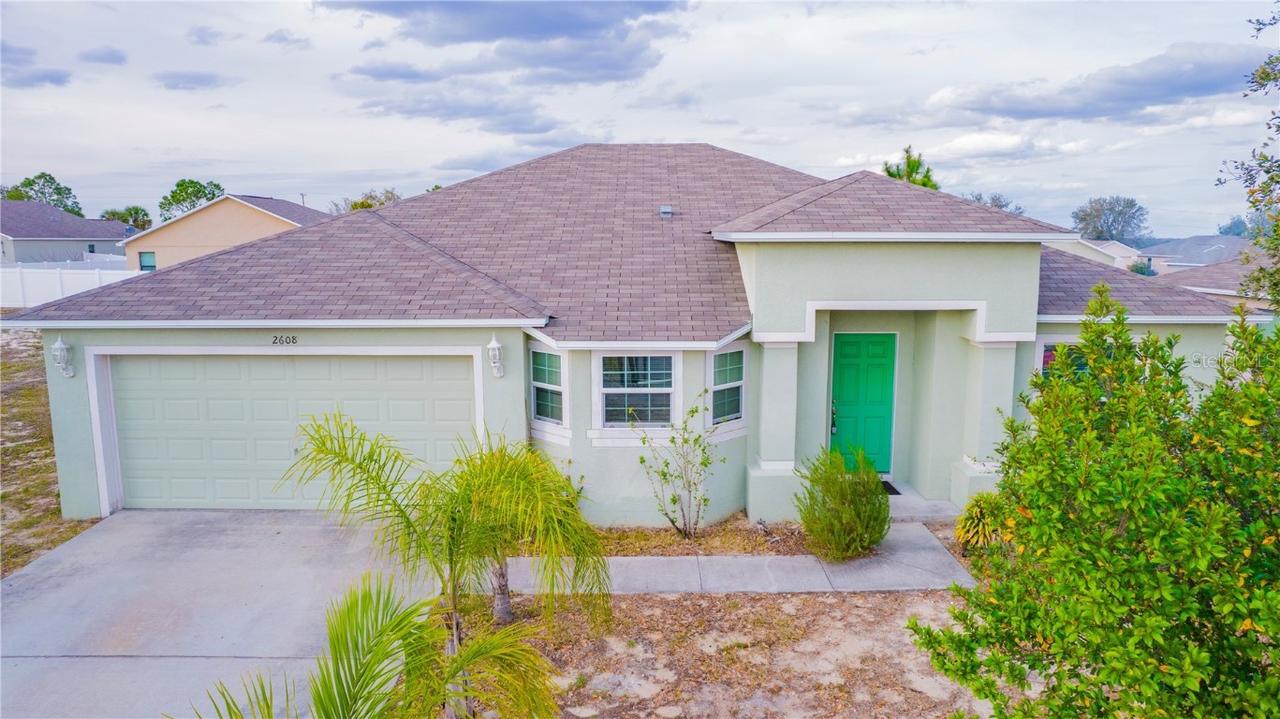2608 Sunset Cir., Lake Wales, FL 33898