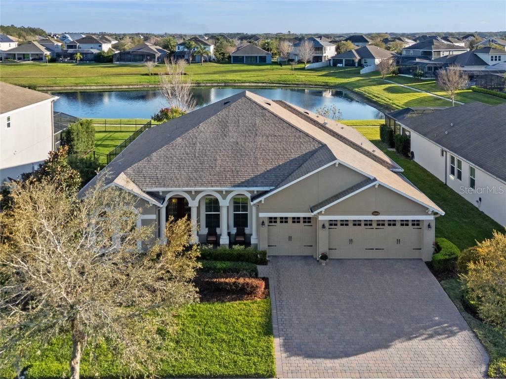15993 Johns Lake Overlook Dr., Winter Garden, FL 34787
