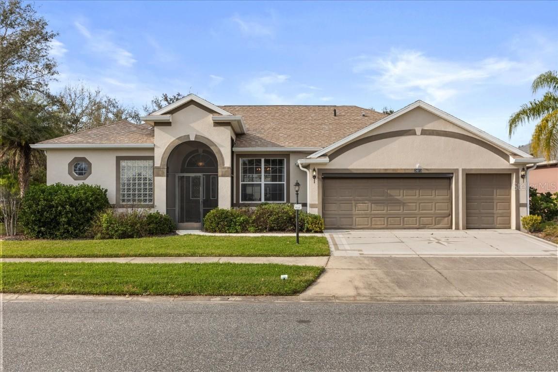 3603 Westover Cir., Leesburg, FL 34748