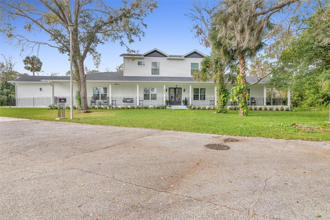 599 Glendevon Dr., New Smyrna Beach, FL 32168