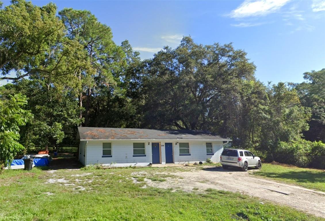 2016 SE 2nd Pl., Gainesville, FL 32641