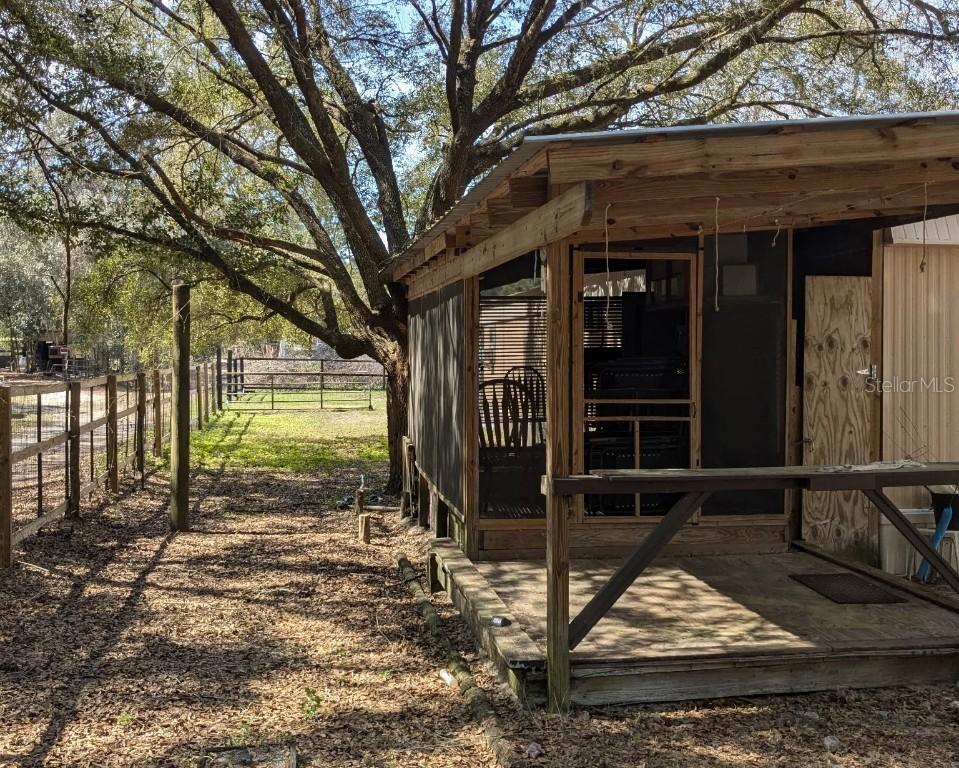 23942 NE 121st St., Salt Springs, FL 32134