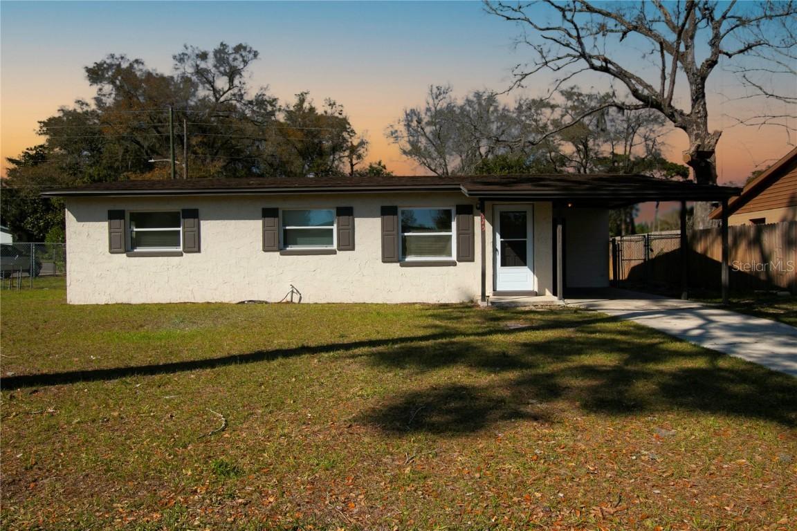 925 Valleydale Ave., Deland, FL 32720