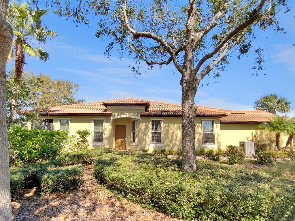 5485 Sunset Falls Dr., Apollo Beach, FL 33572