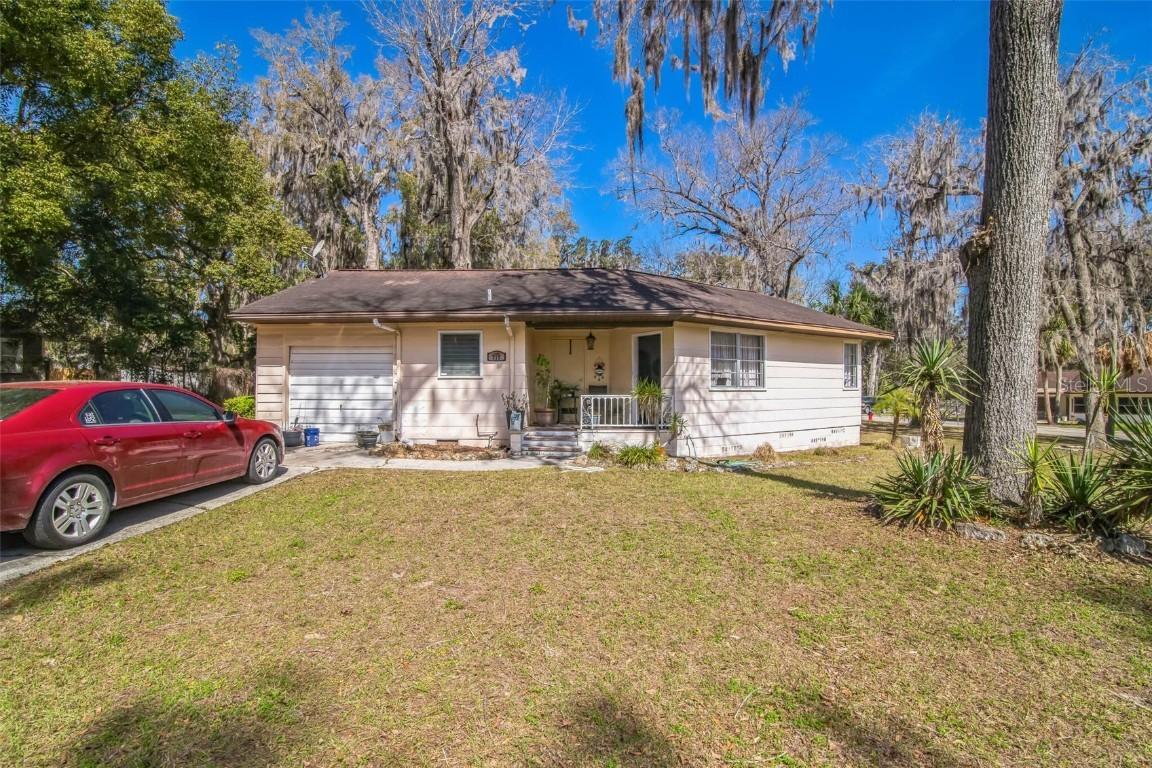 919 NE 9th St., Ocala, FL 34470