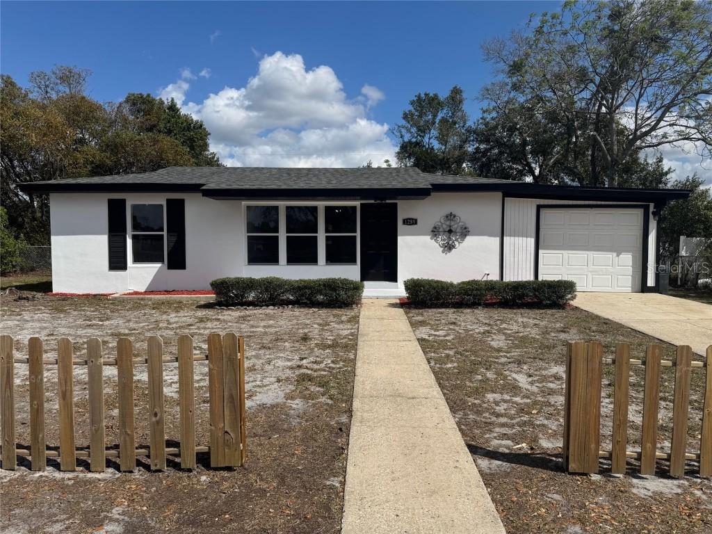 1289 E Hancock Dr., Deltona, FL 32725