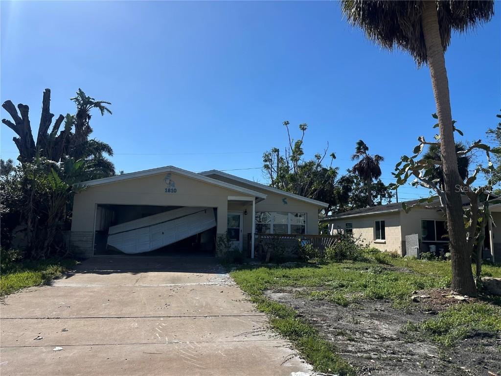 1810 New Hampshire Ave., St Petersburg, FL 33703